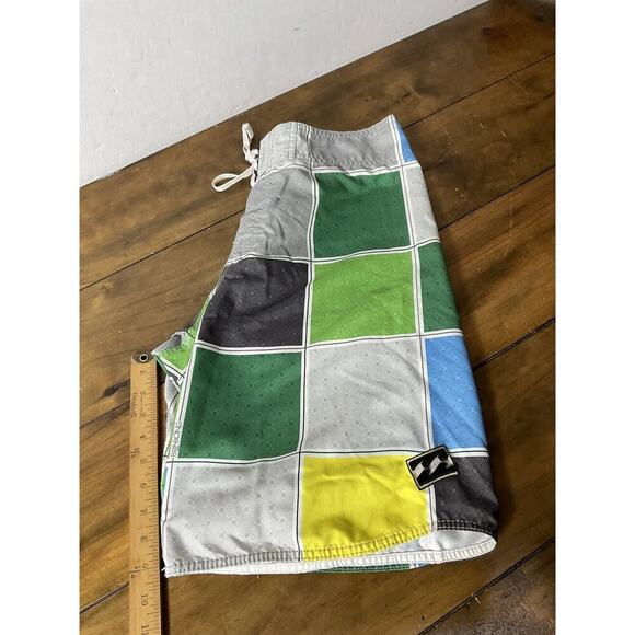 Billabong Board Shorts Mens Size 33 Green Multicolored Swim Trunks - Picture 10 of 11